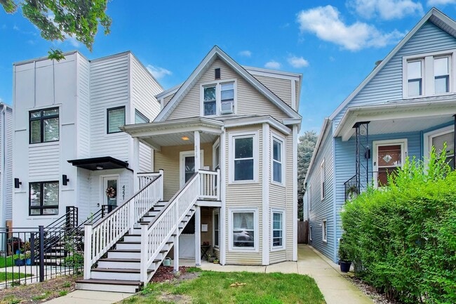 Building Photo - 4219 N Albany Ave