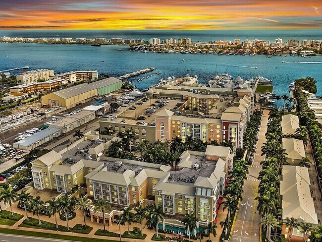 Foto del edificio - 806 E Windward Way