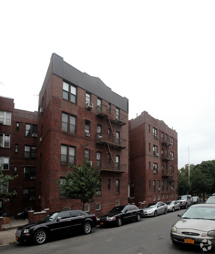 Primary Photo - 41-28 67th St