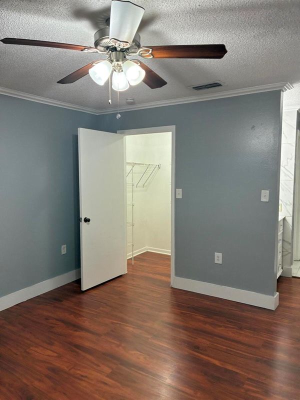 Building Photo - 8021 SW 21st Ct