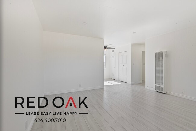 Foto del edificio - 7915 Vineland Ave