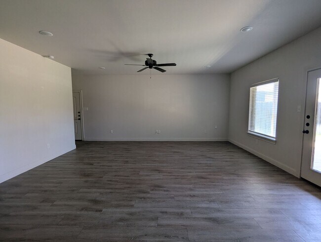 Foto del edificio - 1716 102nd St