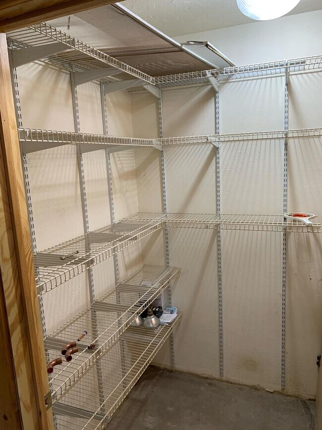 Foto del edificio - **Available Now...Never Have to Move Again! Don’t Miss Out…This Home Will Go Fast!**