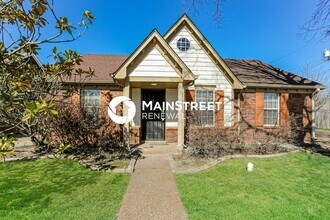 Building Photo - 1777 Black Bear Cir E