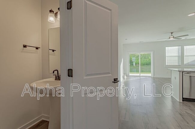 Foto del edificio - 1451 Darrowby Wy