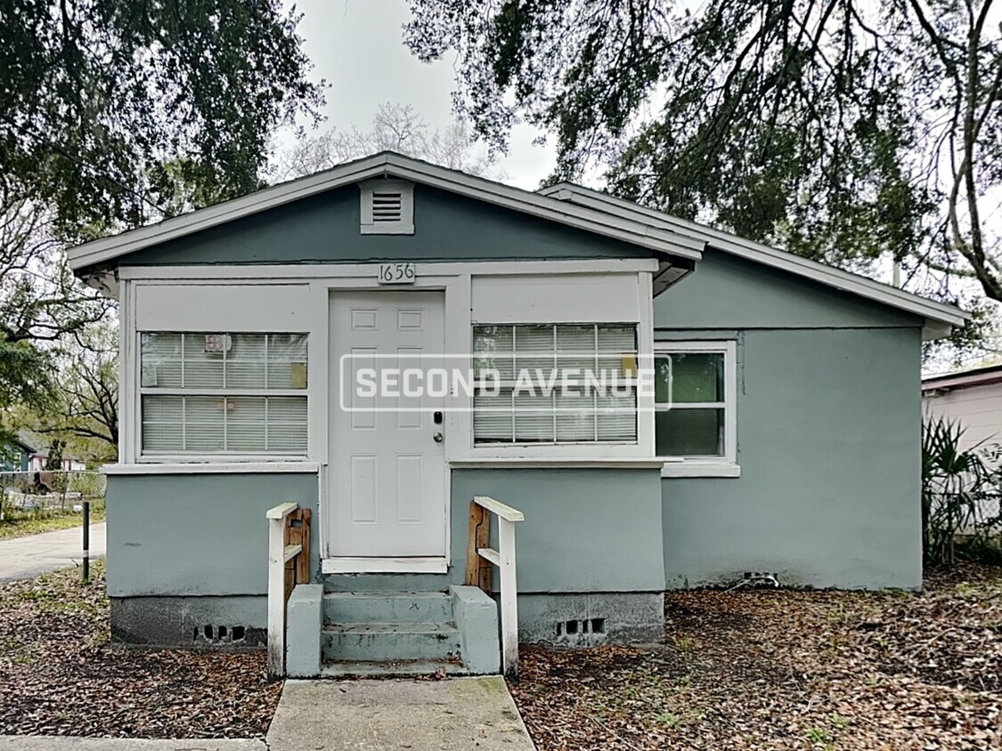 Foto principal - 1656 W 30th St