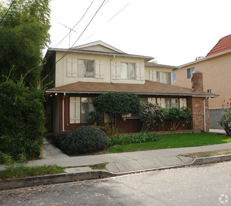 Building Photo - 11208 Huston St