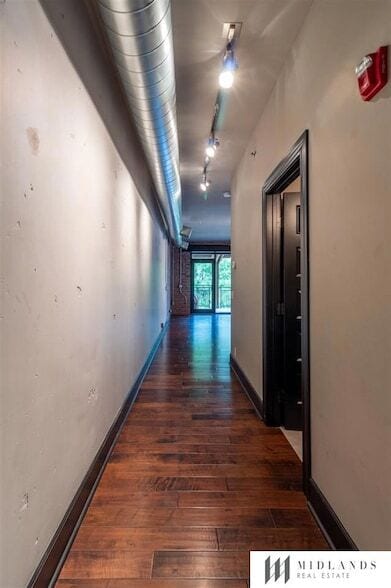 Building Photo - 1113 S 10th St
