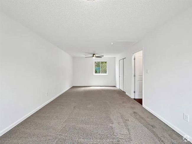 Building Photo - 809 W 36th St