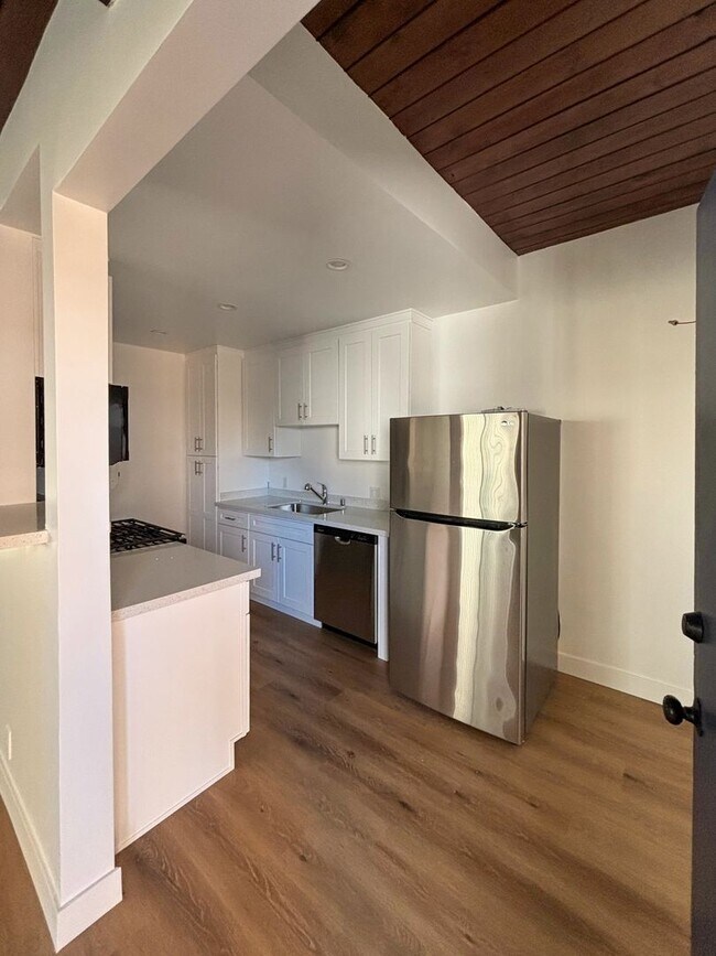 Foto del interior - 116 N Helberta Ave