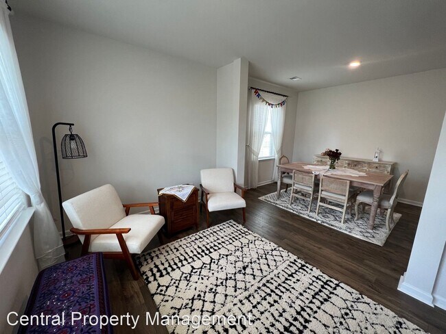 Building Photo - 4 br, 2.5 bath House - 14 Corbel Drive