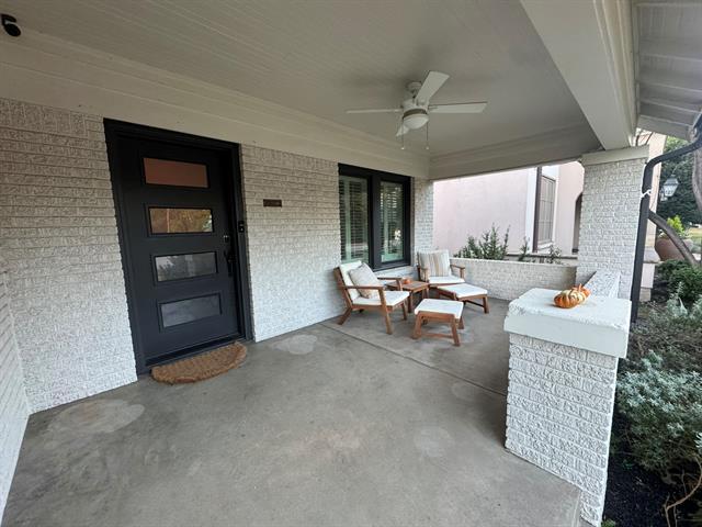 Foto del edificio - 4057 W 7th St