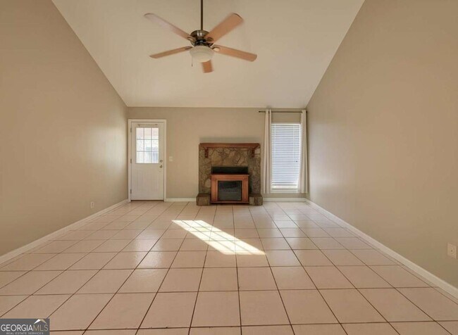 Building Photo - 108 Crestwood Ct