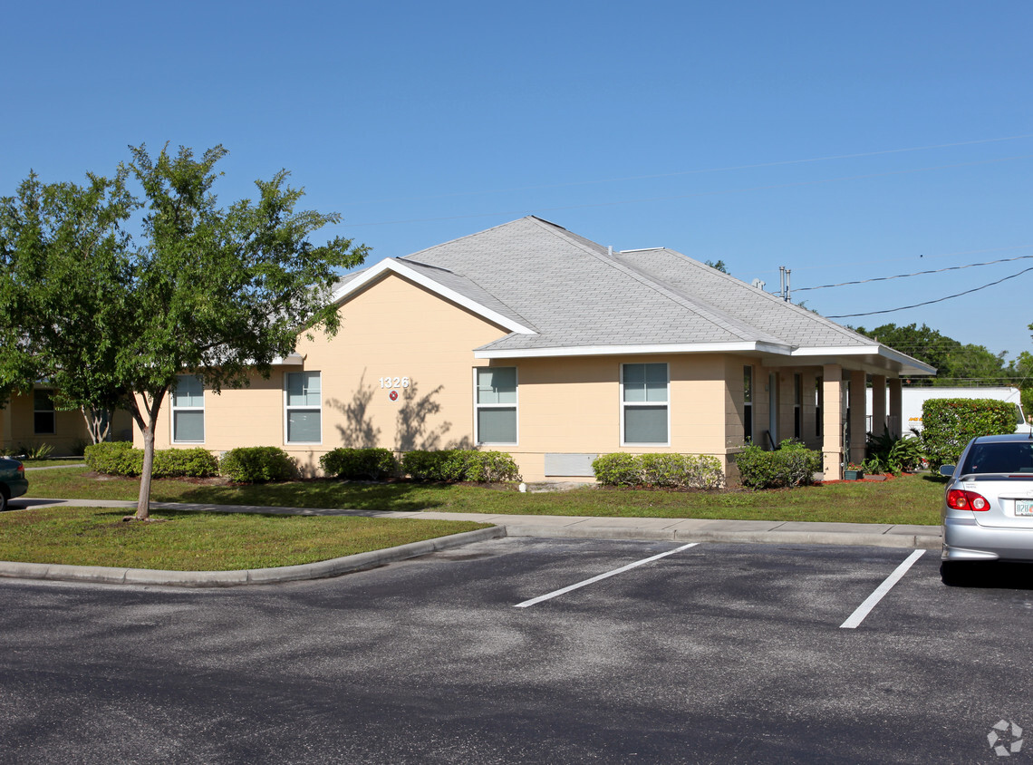 Building Photo - Citrus Gardens