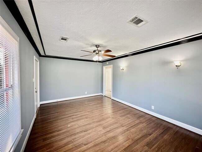 Building Photo - 8013 Helmers St