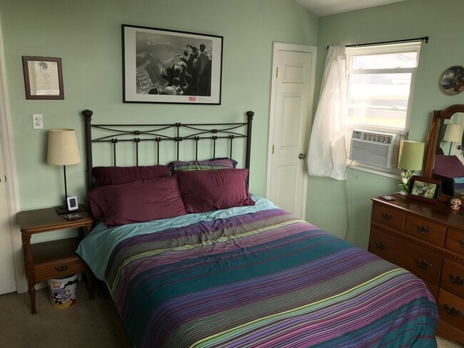 Photo - 3234 Dobson St House