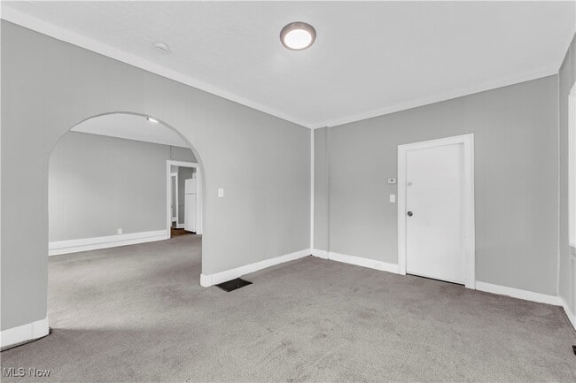 Building Photo - 3118 W 30th St
