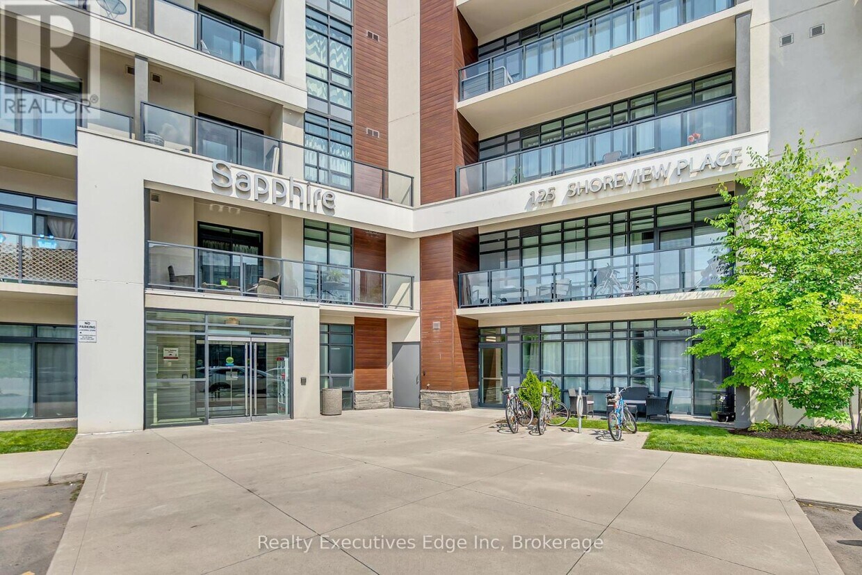 Photo principale - 125-125 Shoreview Pl