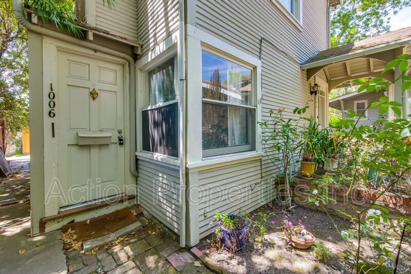 1006 Ramona St, Palo Alto, CA 94301 Condo for Rent in Palo Alto, CA