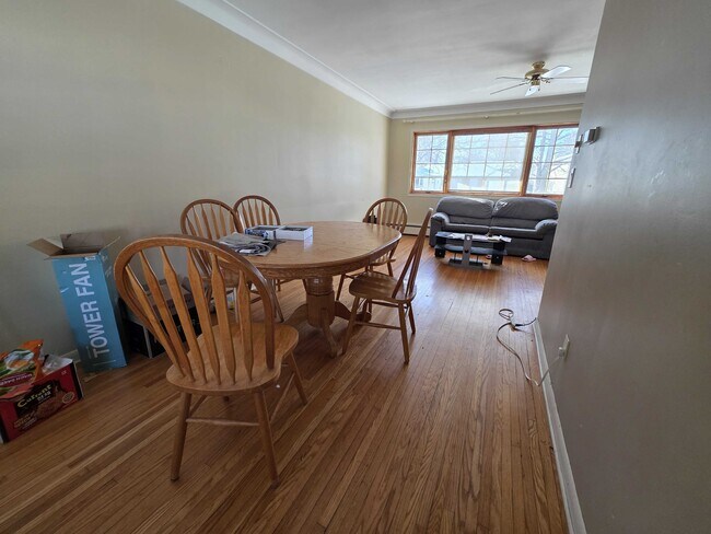 Building Photo - 127 Robert Wallace Dr