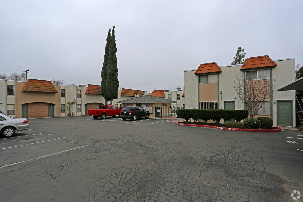 Building Photo - Marconi Vista Apartments