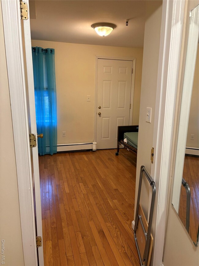 Building Photo - 373 Gates Ave