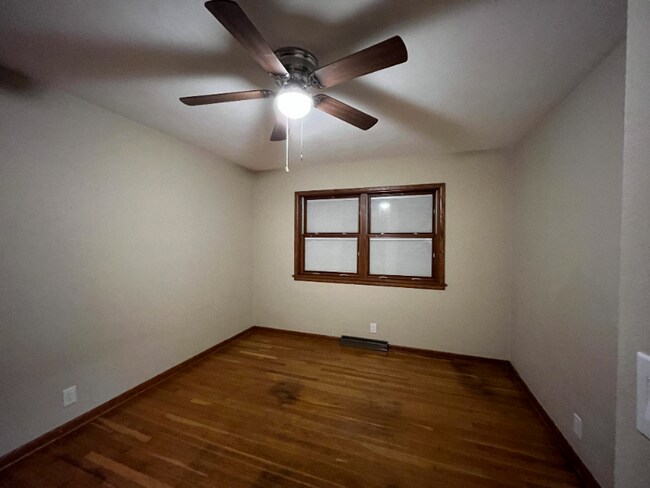 Foto del edificio - 601 E Mumford Dr