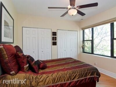 Foto del edificio - 2 br, 1 bath  - 4838 N Ashland Ave Apt 2E