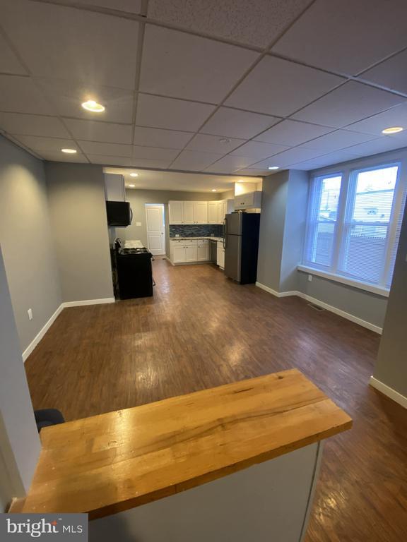 Foto del edificio - 6534 Torresdale Ave