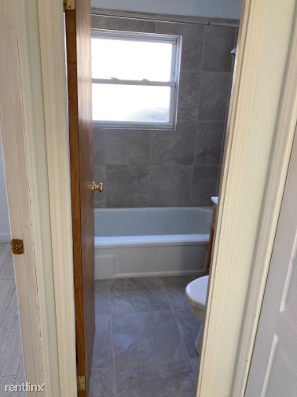 Foto del edificio - 3 br, 1 bath House - 2719 Plainfield Ave