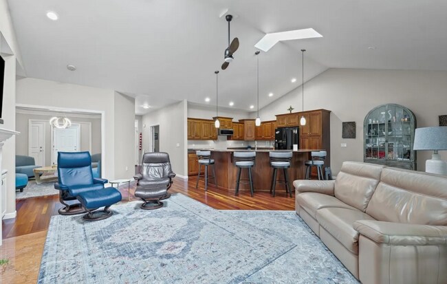 Foto del edificio - 1632 Cobblefield Rd