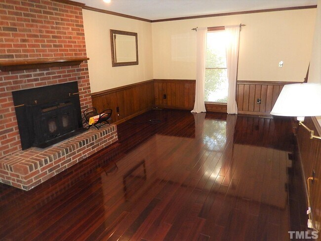 Foto del edificio - 6416 Battleford Dr