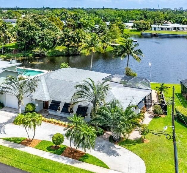 Primary Photo - 150 SW 11th Ct