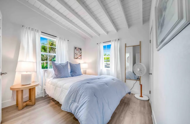 Foto del edificio - 140 SE 9th Ave