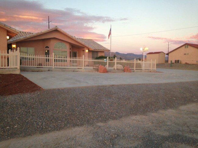 Front of House - 1721 Chyine St