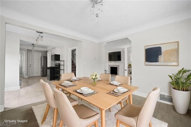 Building Photo - 1047 Hillstone Rd