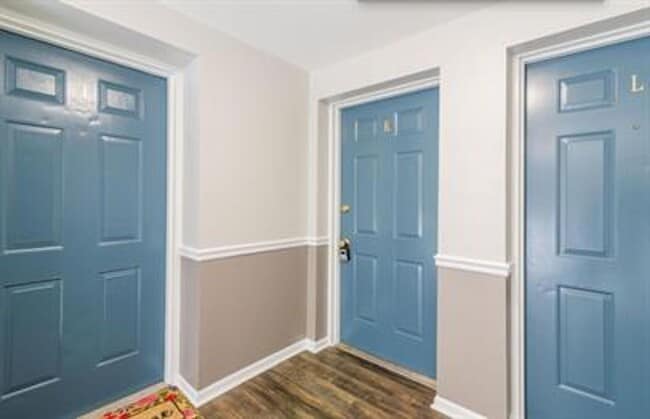 Photo - Freshly Renovated 3BR Condo Steps from UNC...