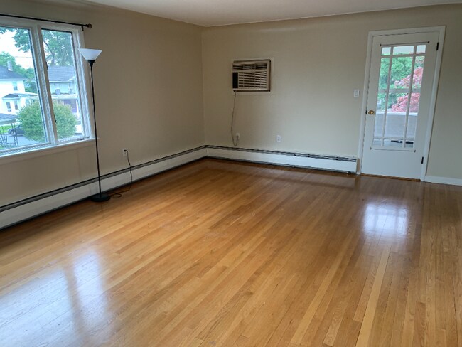 Foto del edificio - 307 Warren St