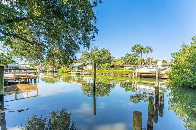 Foto del edificio - 5115 W Neptune Way