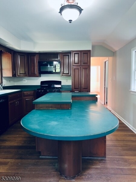 Building Photo - 83 High St