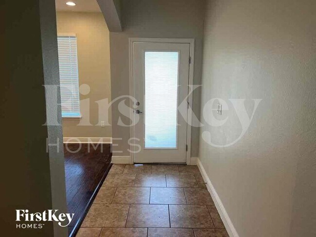 Building Photo - 2945 Top Water Way