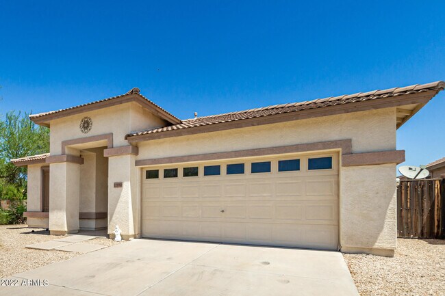 Foto del edificio - 11590 Edgemont Ave
