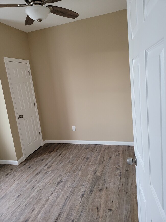 Bedroom - 367 20th St