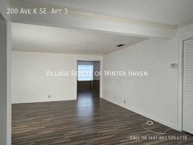 Building Photo - Spacious One Bedroom Apartment Near Downtown