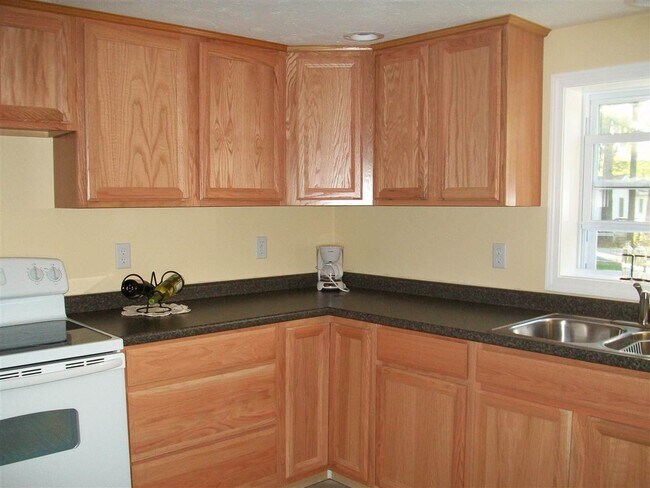 Foto del edificio - 355 New Hampton Rd