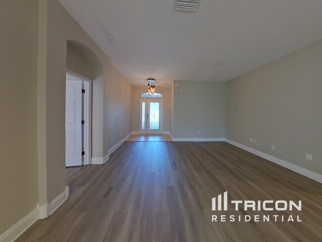 Foto del edificio - 1421 Emerald Hill Way
