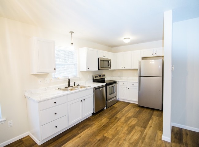 Building Photo - 5406 Deer Valley Dr