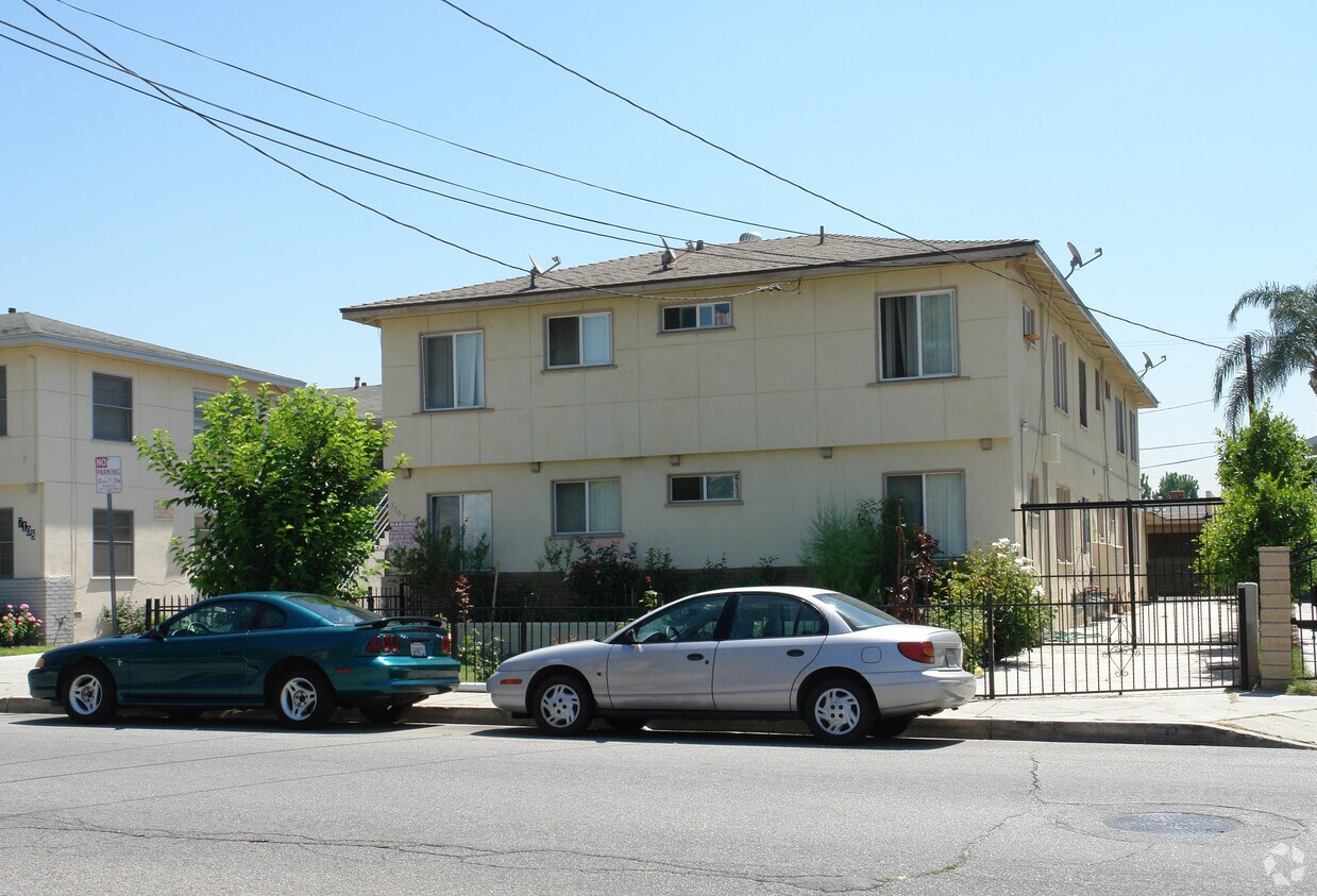 Building Photo - 7102 Ethel Ave