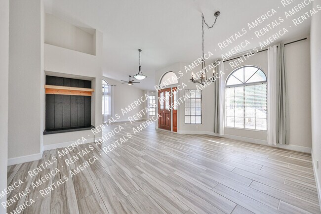 Foto del edificio - 3802 N Wintergreen Way
