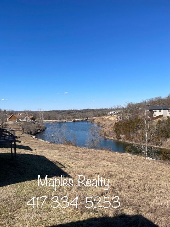 Foto del edificio - 4 BEDROOM, 2.5 BATH HOUSE IN BRANSON, MO